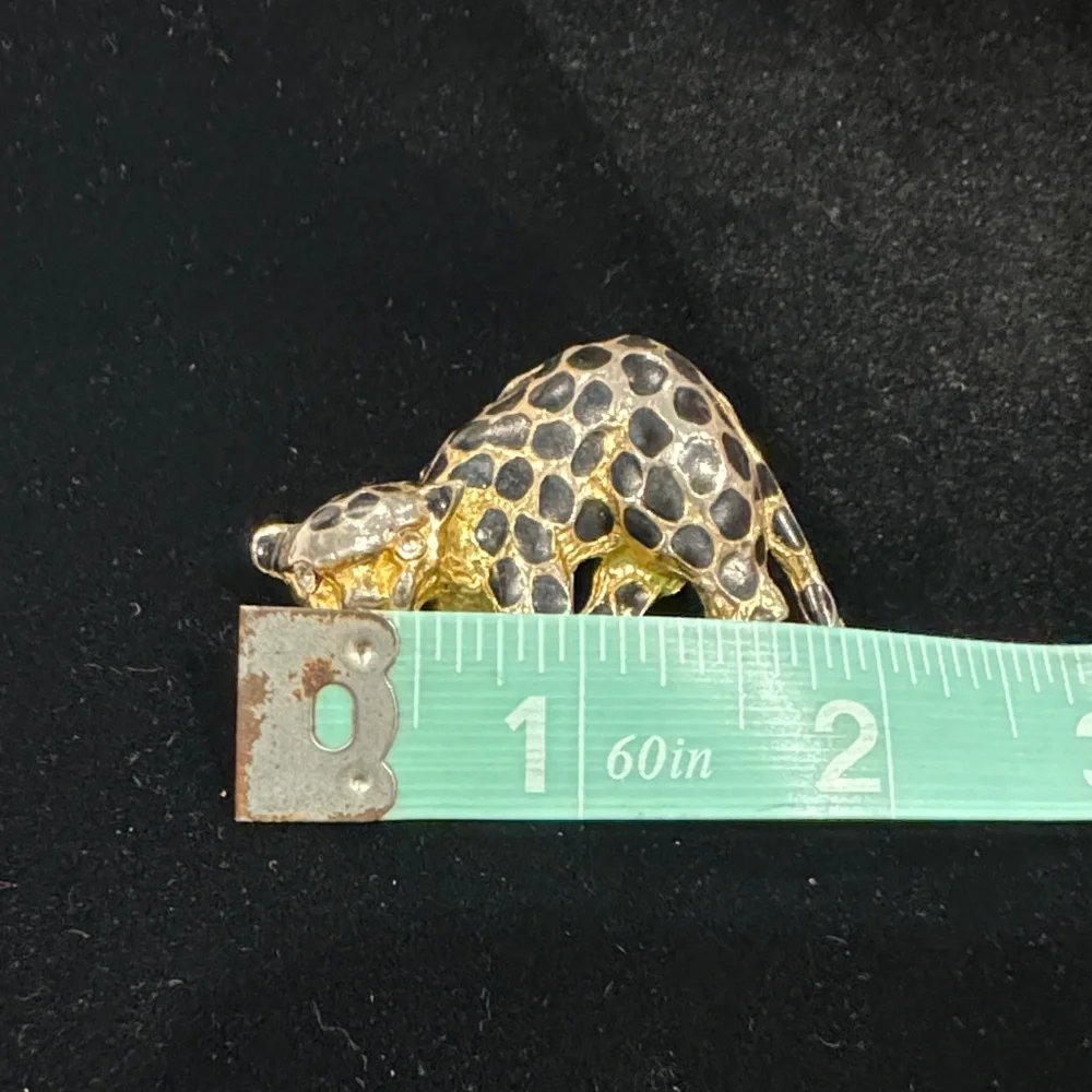 Leopard Brooch - Picture 3 of 6
